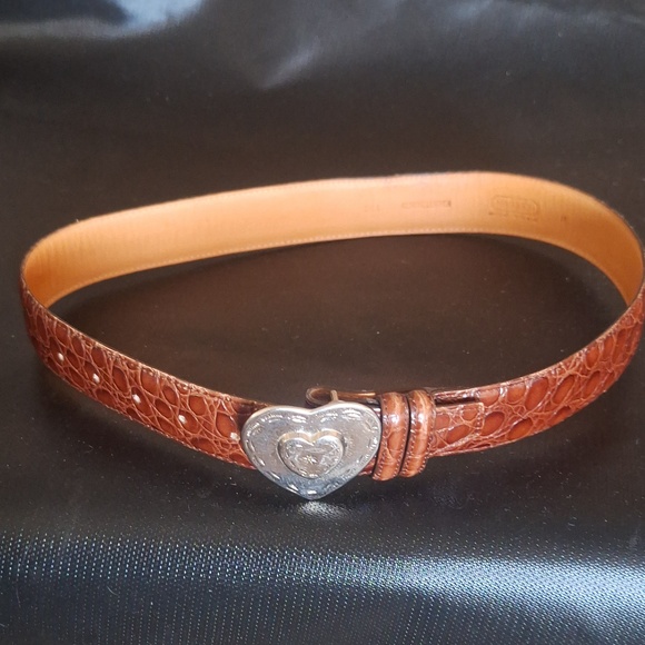Harken Accessories - Harken Belt Genuine Leather Size M Made In The USA 34" Long With A Hart Buckle